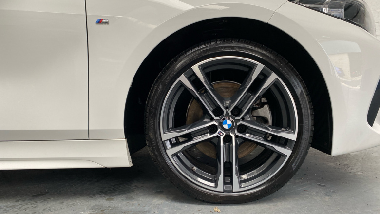 BMW 1 Series 118i [136] M Sport 5dr [Live Cockpit Professional] Petrol Hatchback